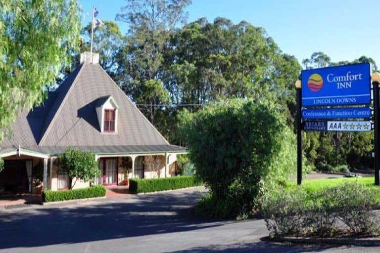 Comfort Inn Lincoln Downs, 11683 Princes Highway Batemans Bay NSW 2536 - Image 1