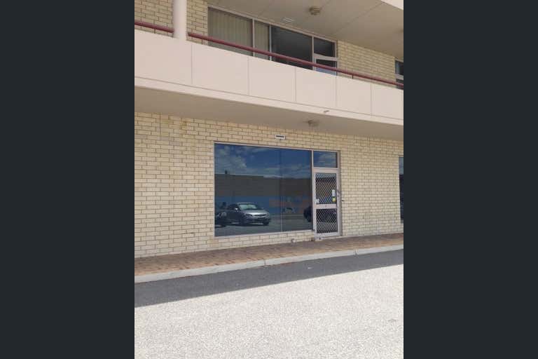 5/4 Queen Street Bentley WA 6102 - Image 4