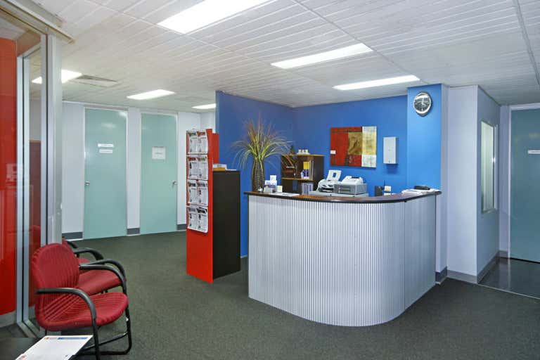 293-295 Mann Street Gosford NSW 2250 - Image 3