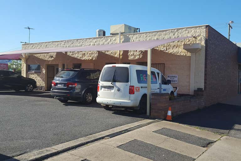 Shop 1, 72 Bolsover Street Rockhampton City QLD 4700 - Image 4