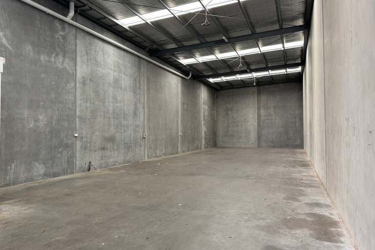 1/87 Riverside Avenue Werribee VIC 3030 - Image 3