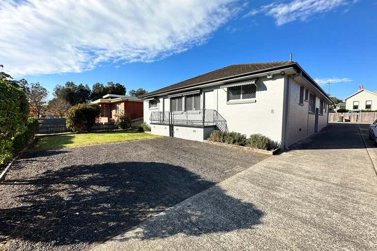 Suites 1-4/8 McGrath Avenue Nowra NSW 2541 - Image 1