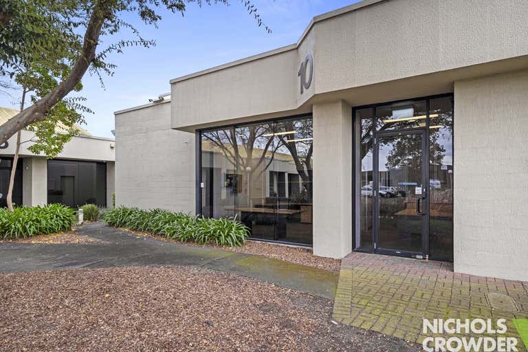 10/25-41 Redwood Drive Dingley Village VIC 3172 - Image 2