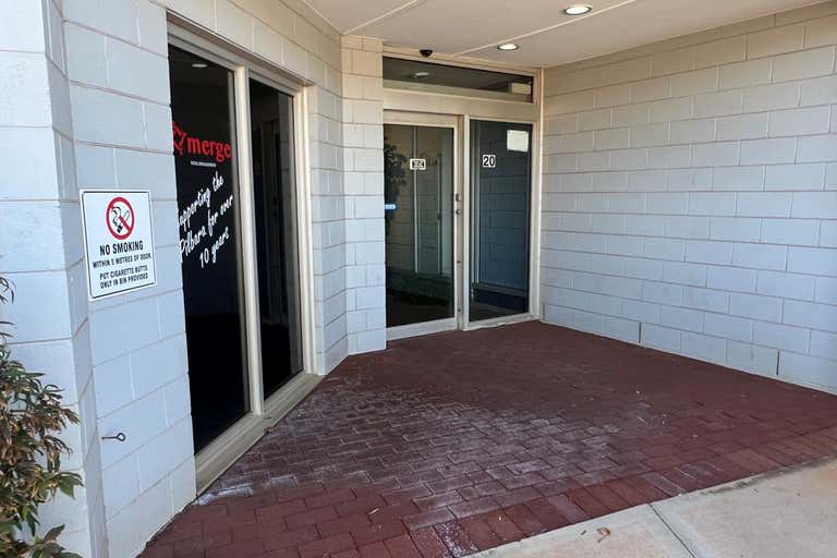 20 Hedland Place Karratha WA 6714 - Image 4