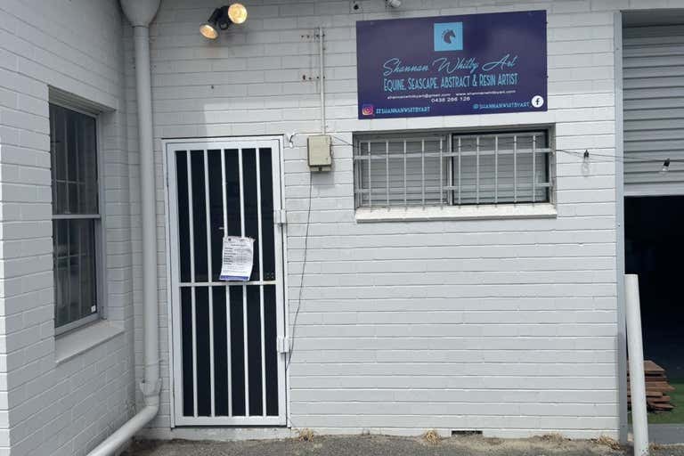 Unit 4, 20 Milford Street East Victoria Park, 4/20 Milford street East Victoria Park WA 6101 - Image 2