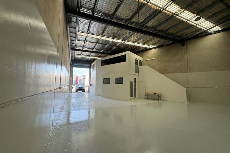 11/43-47 Riverside Avenue Werribee VIC 3030 - Image 1