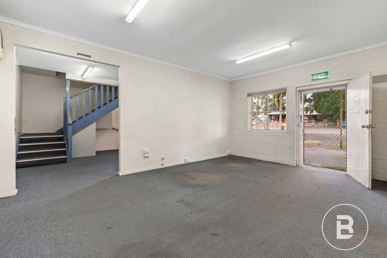 4033, 2C Thistle Street Golden Square VIC 3555 - Image 4