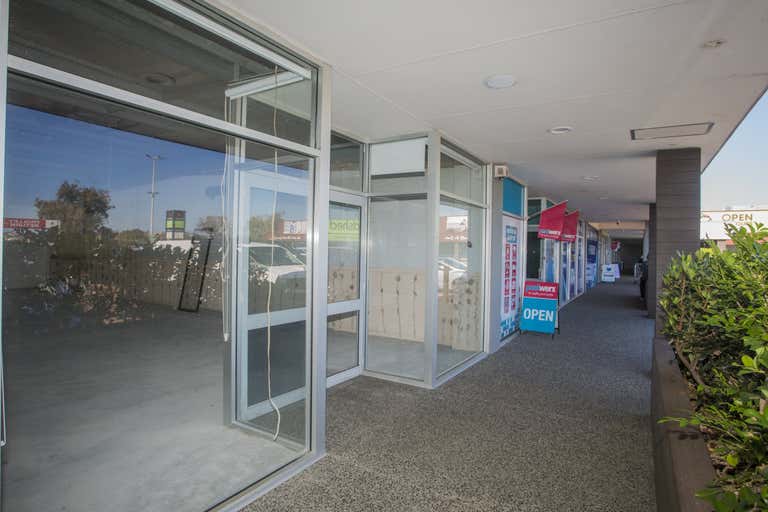 Stargate Spearwood Shopping Centre, Shop 9, 432 Rockingham Road Spearwood WA 6163 - Image 2