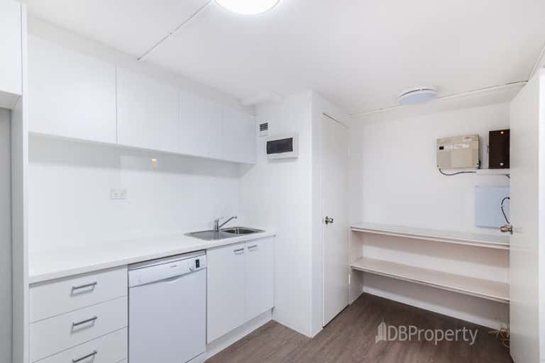 Unit 25, 102 Bay Road McMahons Point NSW 2060 - Image 4