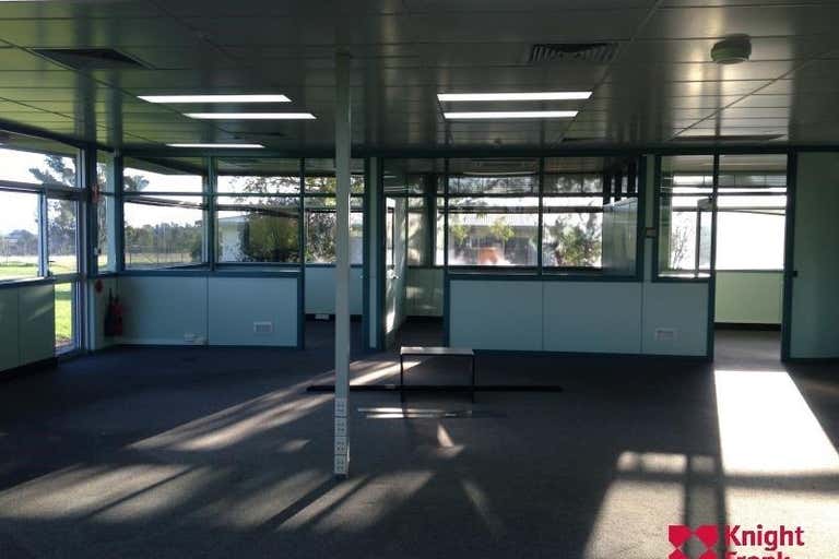 Office area, 280 Byrnes Road Bomen NSW 2650 - Image 4