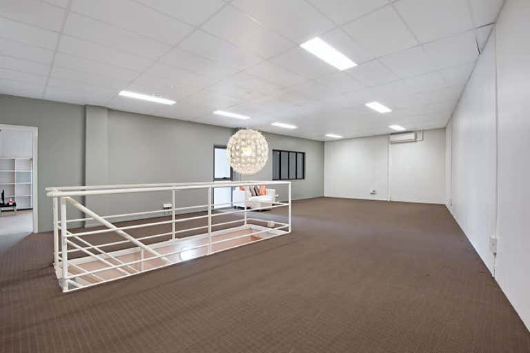 Unit 3, 21 Millennium Circuit Helensvale QLD 4212 - Image 4