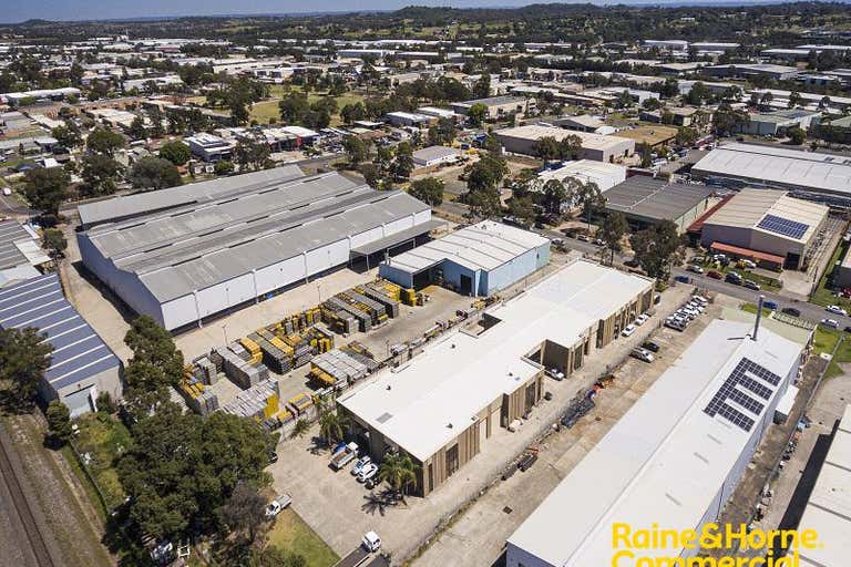 Unit 9, 8 Kerr Road Ingleburn NSW 2565 - Image 4