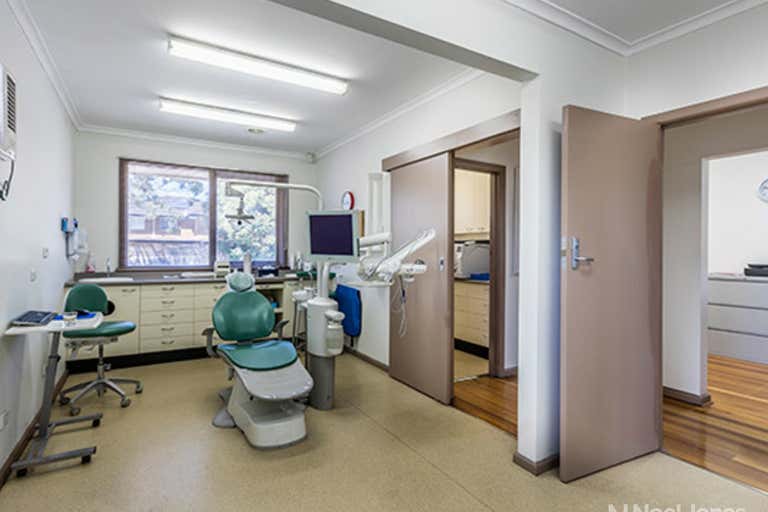 878 HIGH STREET Road Glen Waverley VIC 3150 - Image 4