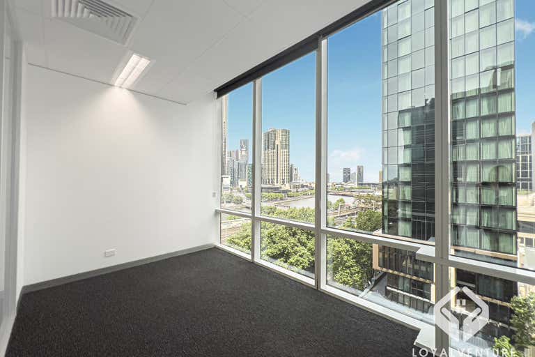 702/2 Queen Street Melbourne VIC 3000 - Image 1