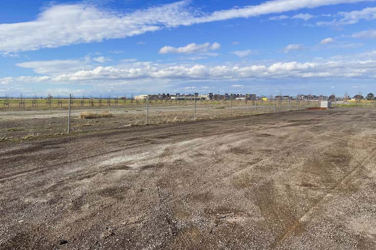 Hardstand Site, 99 Bulla Rd, Essendon Fields, VIC 3041 - Industrial ...