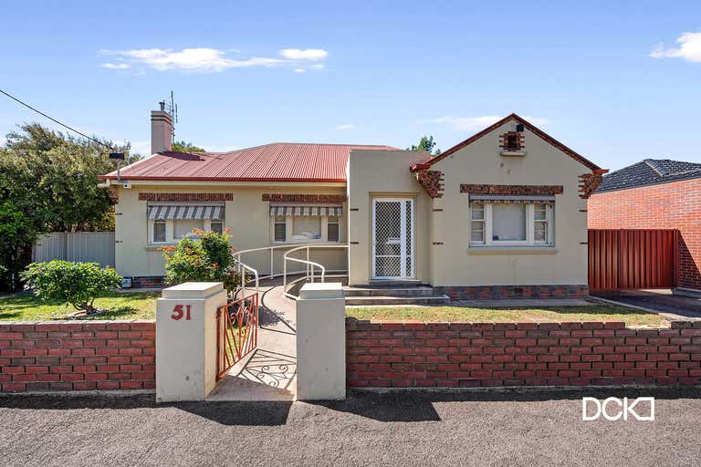 51 Creek (South) Street Bendigo VIC 3550 - Image 1