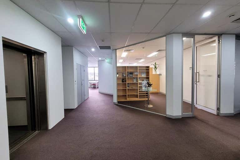 Suite 401, 384 Eastern Valley Way Chatswood NSW 2067 - Image 2