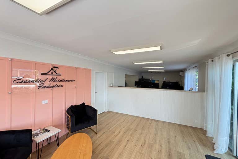 6/58 Machinery Drive Tweed Heads South NSW 2486 - Image 2