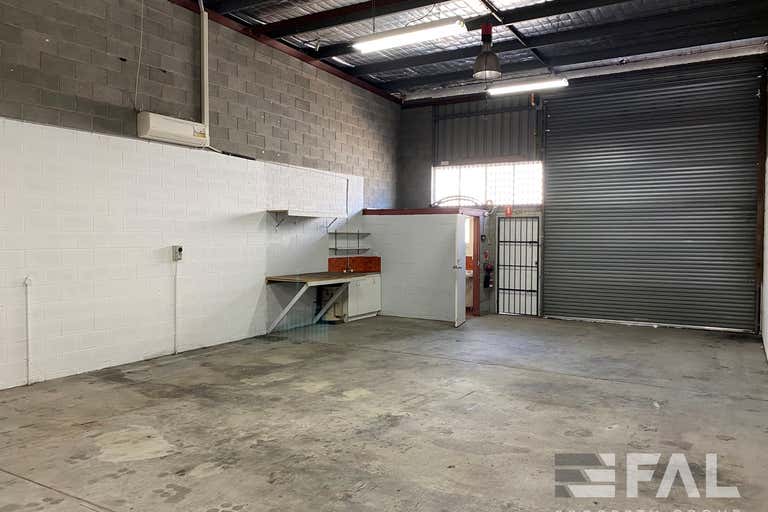 Unit  2, 18 Spine Street Sumner QLD 4074 - Image 2