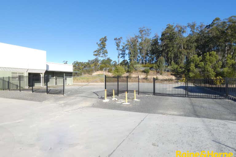 Yard + Building Area, 11 Orontes Close Sancrox NSW 2446 - Image 3