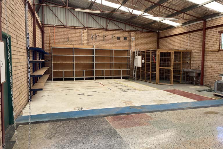 1/12 Keates Road Armadale WA 6112 - Image 4