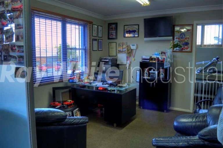 41a Planthurst Road Carlton NSW 2218 - Image 2