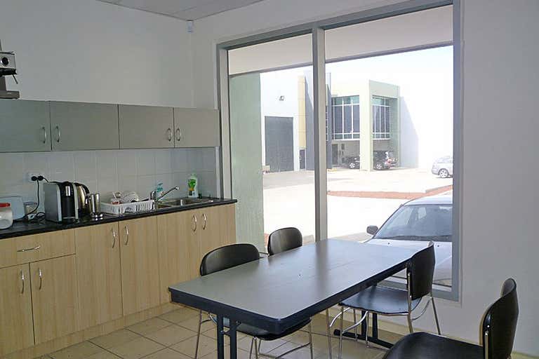 3/8 Commercial Court Tullamarine VIC 3043 - Image 4