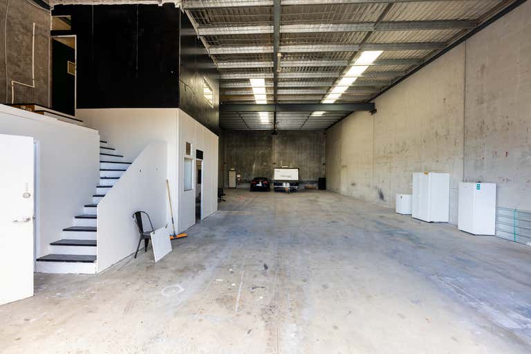 12 Rudman Parade Burleigh Heads QLD 4220 - Image 4