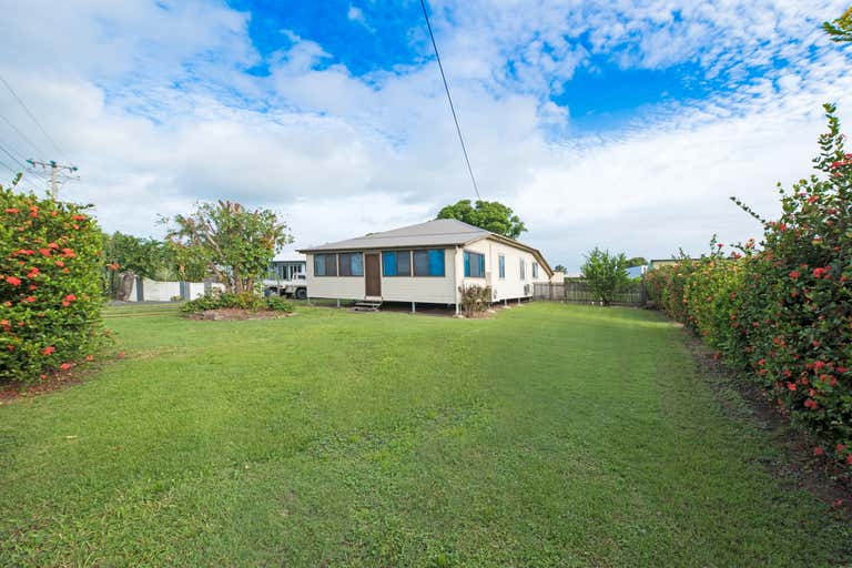 166-170 Main Street Proserpine QLD 4800 - Image 2