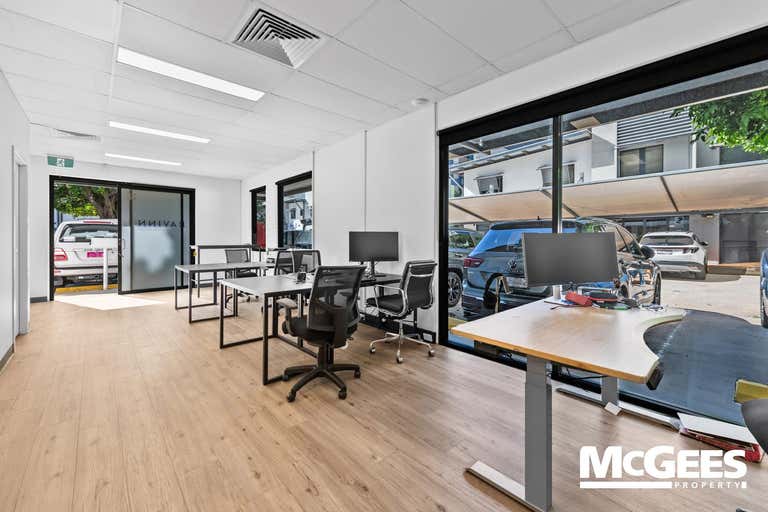 3A/76 Doggett Street Newstead QLD 4006 - Image 2