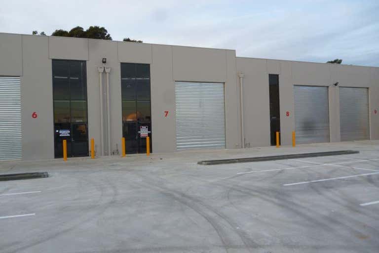 Unit 7, 27-31 Sharnet Circuit Pakenham VIC 3810 - Image 2