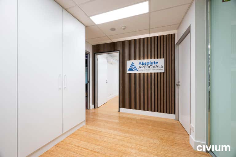 Unit  62, 28 Mort Street Braddon ACT 2612 - Image 2