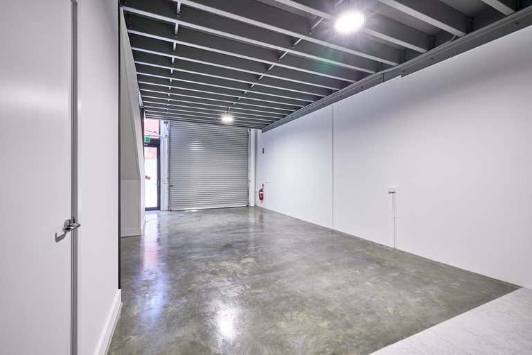 17/25 Alex Fisher Drive Burleigh Heads QLD 4220 - Image 2