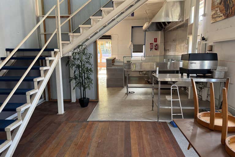 80 Fitzgerald Street East Northam WA 6401 - Image 4