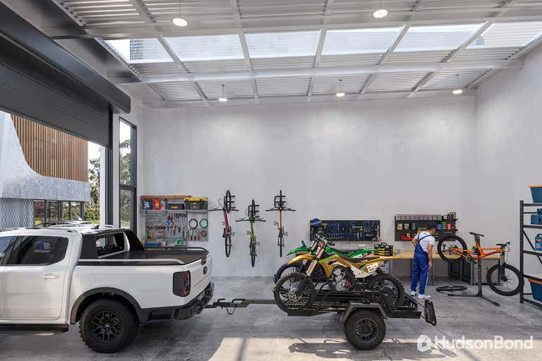 10/95 Heyington Avenue Thomastown VIC 3074 - Image 2