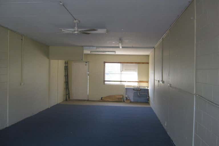 A/10 Lincoln Street Strathpine QLD 4500 - Image 3