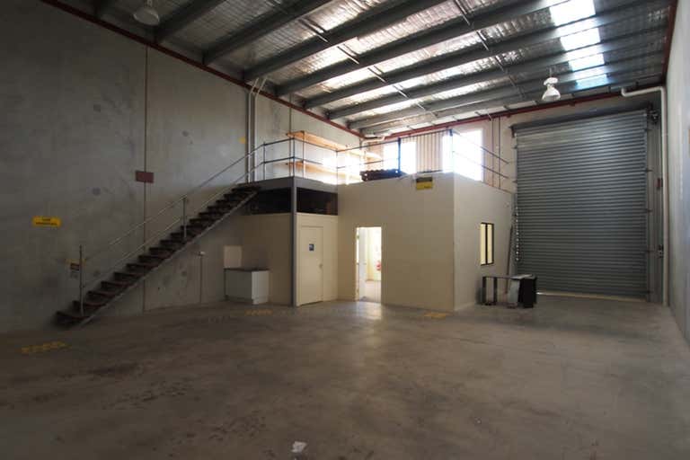 11/15 Corporate Pl Hillcrest QLD 4118 - Image 4