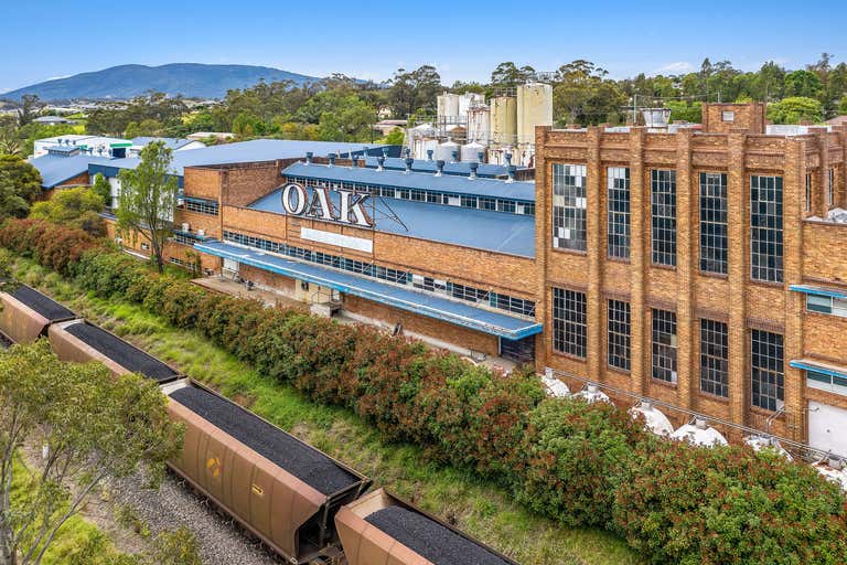 Oak Distillery & Winery, 1 Hunter Street Muswellbrook NSW 2333 - Image 1