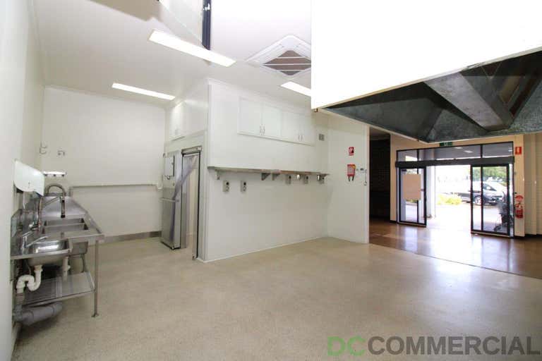 7B/131 Anzac Avenue Newtown QLD 4350 - Image 1