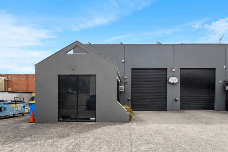 7/11 Macquarie Drive Thomastown VIC 3074 - Image 2