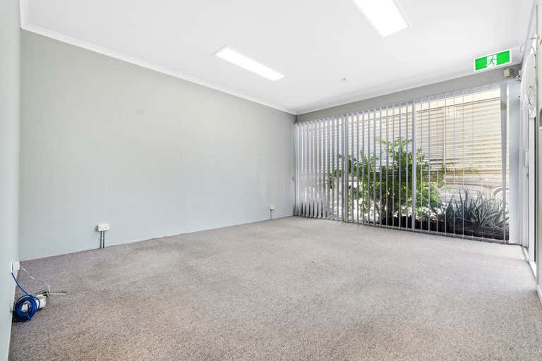 2/11 Kenworth Place Brendale QLD 4500 - Image 4