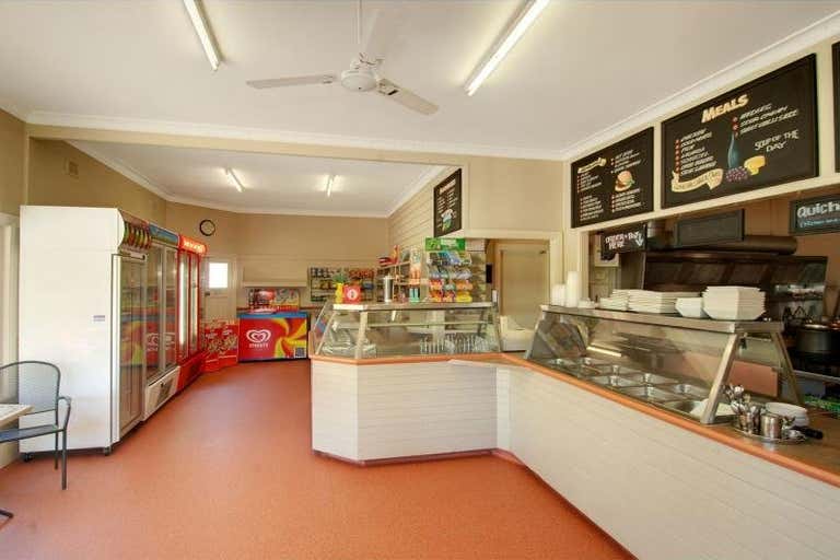 71a Plunkett Street Nowra NSW 2541 - Image 2