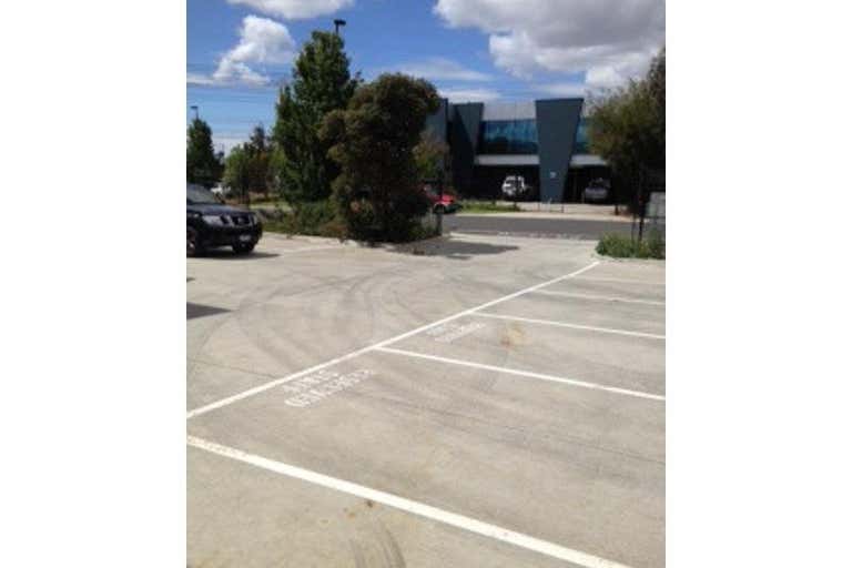 18 Commercial Place Keilor East VIC 3033 - Image 2