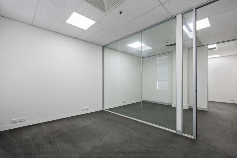 605/365 Little Collins Street Melbourne VIC 3000 - Image 3