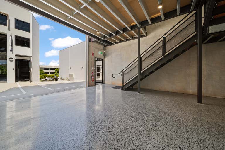 22/5 Bailey Crescent Southport QLD 4215 - Image 2