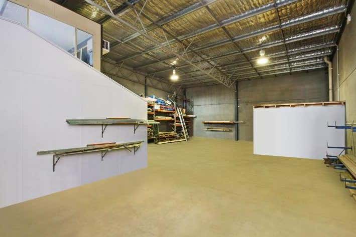 Unit 2., 21 Amsterdam Circuit Wyong NSW 2259 - Image 1