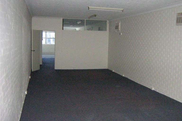 Suite 1 First Floor, 2249 Gold Coast Highway Nobby Beach QLD 4218 - Image 2