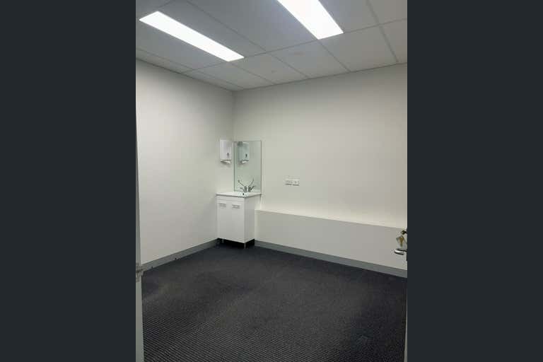 Level 1,Suite 4, 326 Keilor Road Niddrie VIC 3042 - Image 4