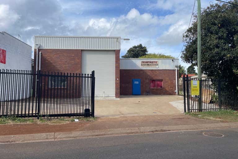 2A Gordon Street North Toowoomba QLD 4350 - Image 1