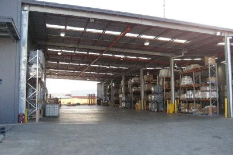 Dangerous Goods / Warehouse facility, 118 Swann Drive Derrimut VIC 3030 - Image 2